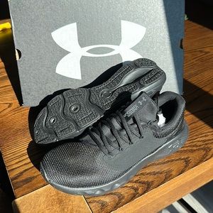 Under Armour charged vantage 2 with deluxe foam.